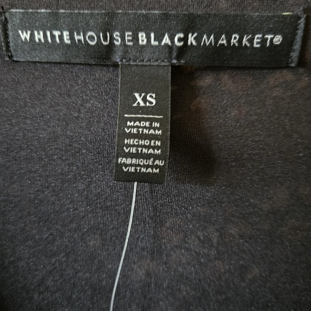 White House Black Market Floral Wrap V‎ Neck Sleeveless Top Blouse XS - Picture 10 of 12